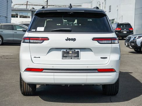 New 2026 Jeep Grand Cherokee L Summit image 5
