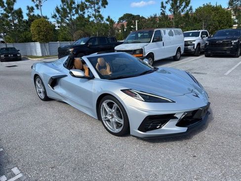 Used 2021 Chevrolet Corvette Stingray Premium Conv w/ 3LT RWD image 2