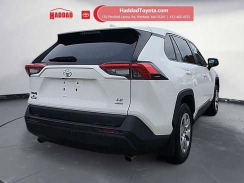 Certified 2022 Toyota RAV4 LE image 5