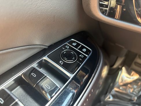 Used 2024 Cadillac Lyriq Luxury image 57