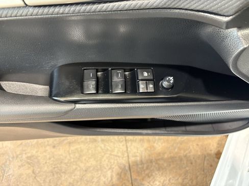 Certified 2025 Toyota Camry SE FWD image 13