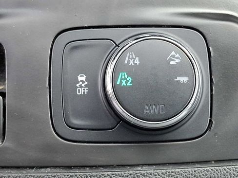 Certified 2018 Chevrolet Traverse LT w/ LPO, Floor Liner Package image 26