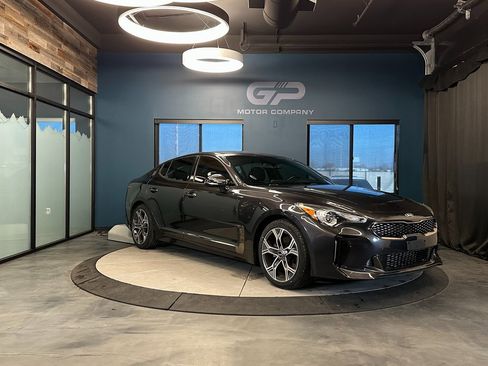Used 2020 Kia Stinger GT-Line image 1
