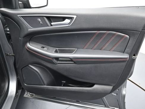 Certified 2021 Ford Edge ST-Line FWD image 32