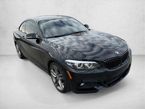 Used 2018 BMW 230i xDrive Coupe image 3