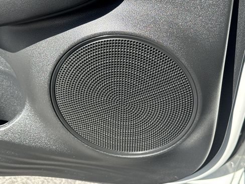 Certified 2025 Honda HR-V Sport image 27