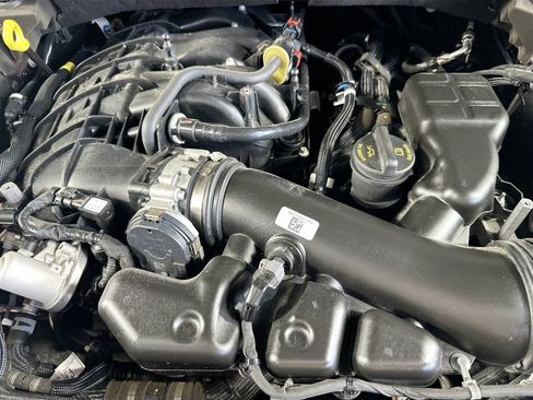 Used 2023 Jeep Grand Cherokee L Limited w/ Luxury Tech Group II RWD image 30