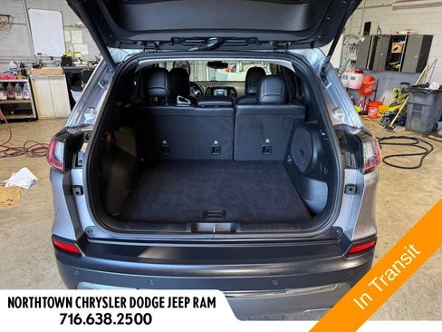 Used 2020 Jeep Cherokee Limited AWD/4WD image 30