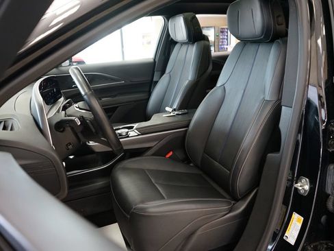 Used 2024 Cadillac Lyriq Sport w/ LPO, Floor Liner Package AWD/4WD image 2