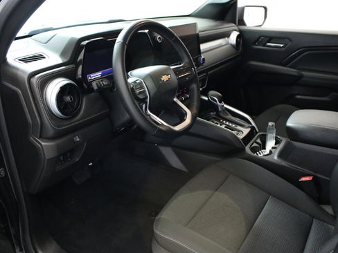 Used 2023 Chevrolet Colorado LT w/ LT Convenience Package AWD/4WD image 22