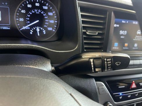 Used 2018 Hyundai Elantra SEL image 25