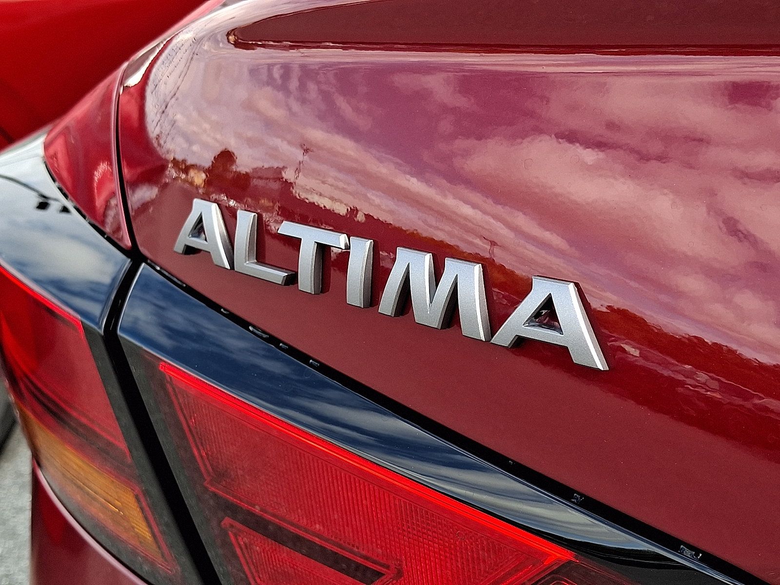 New 2026 Nissan Altima 2.5 SV FWD image 6