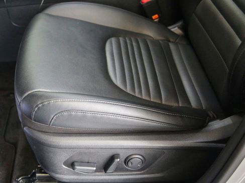 Used 2023 Kia Sportage SX image 18