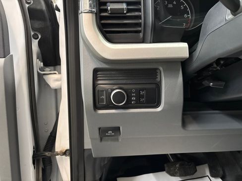 Used 2023 Ford F250 XL image 16