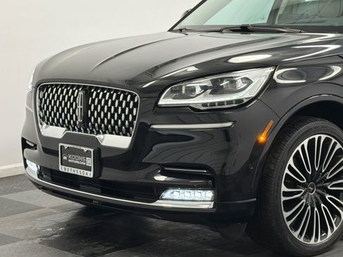 Used 2023 Lincoln Aviator Black Label image 2