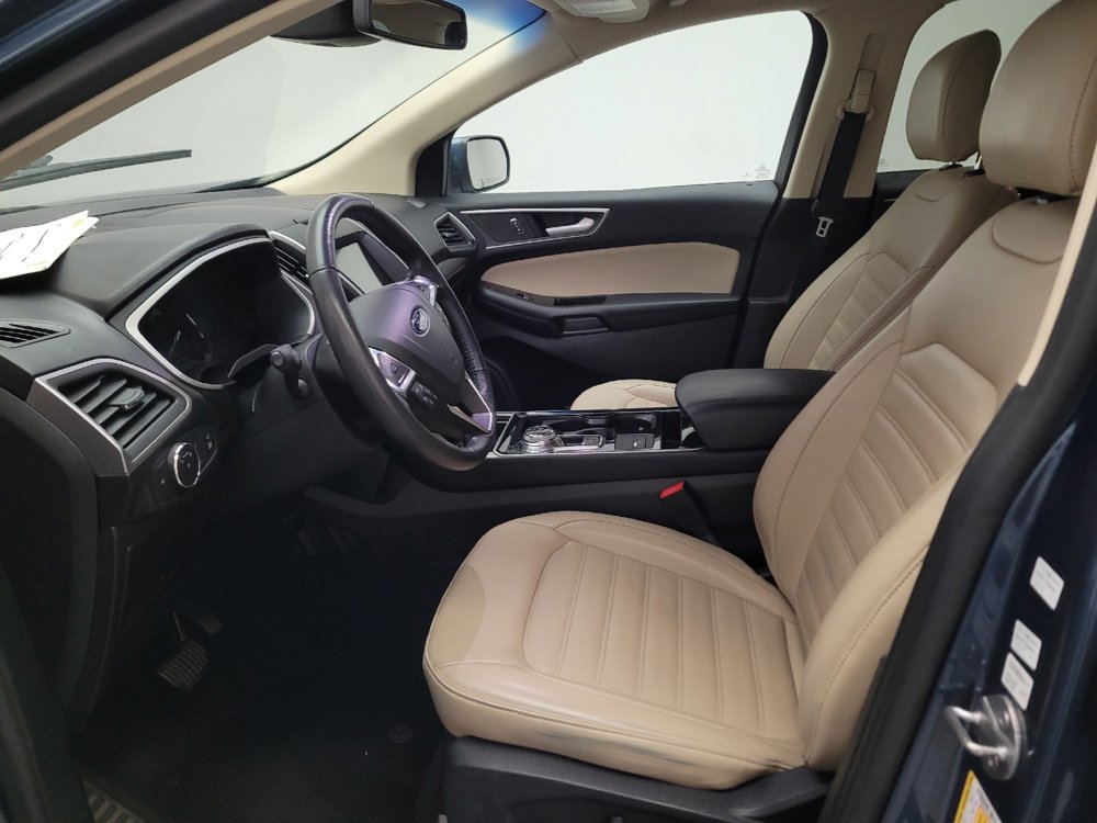Used 2019 Ford Edge SEL w/ Equipment Group 201A FWD image 17