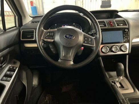 Used 2015 Subaru Crosstrek 2.0i Premium AWD/4WD image 17