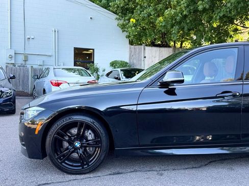 Used 2018 BMW 340i xDrive Sedan w/ Premium Package AWD/4WD image 10
