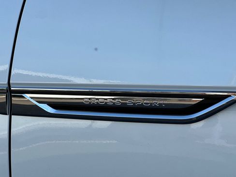 New 2026 Volkswagen Atlas Cross Sport SEL Premium R-Line image 25