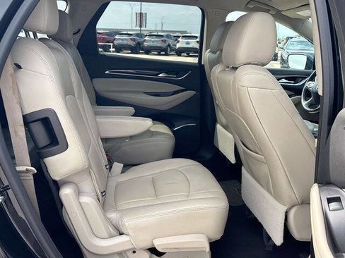 Used 2020 Buick Enclave Essence FWD image 28