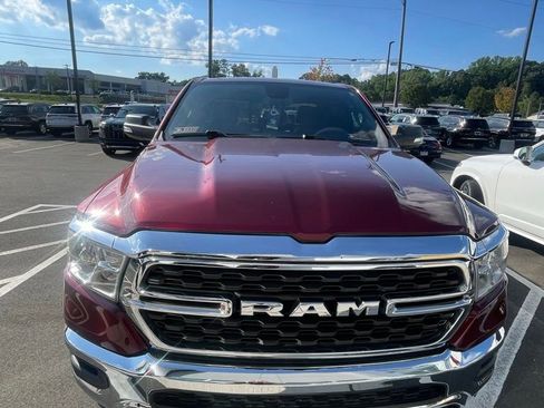 Used 2022 RAM 1500 Big Horn AWD/4WD image 3