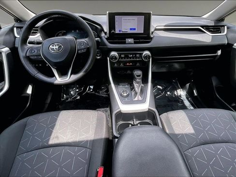 Used 2024 Toyota RAV4 XLE w/ Convenience Package AWD/4WD image 17