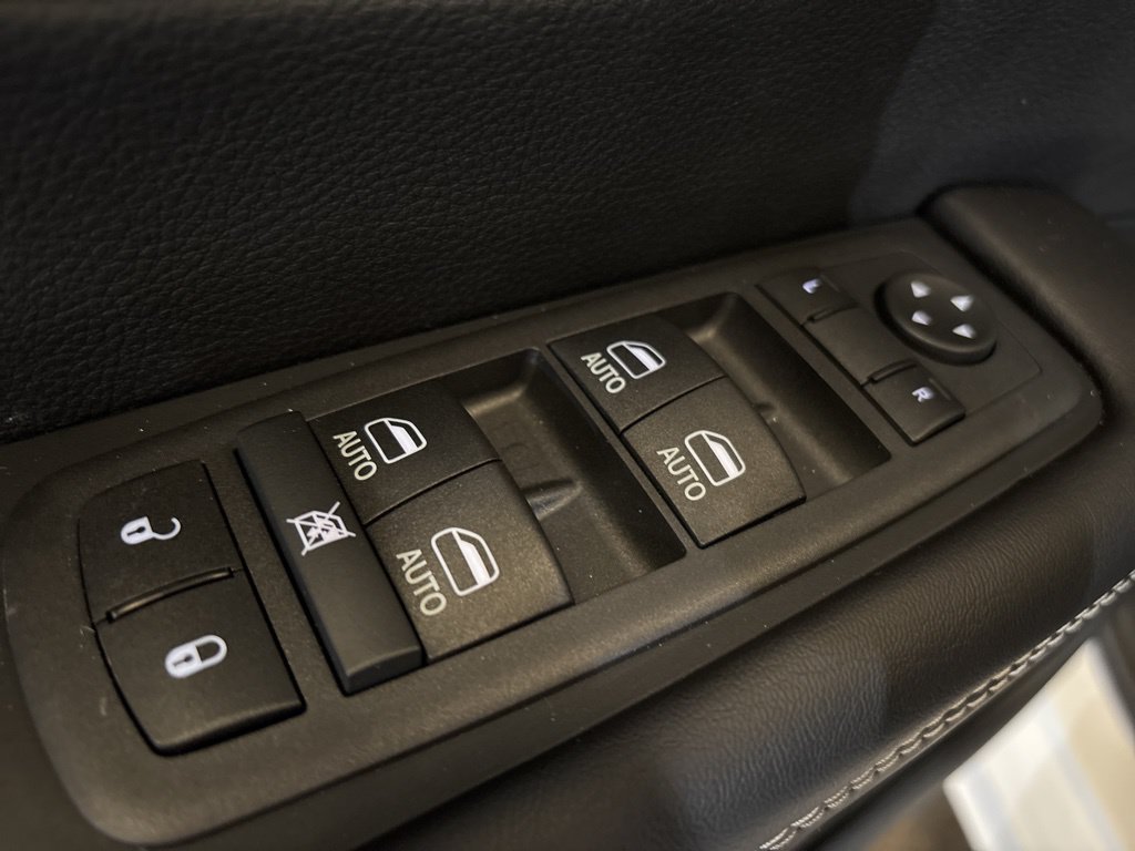 New 2026 Chrysler Pacifica Select w/ S Appearance Package FWD image 20