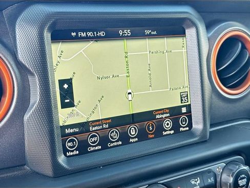 Used 2022 Jeep Gladiator Mojave w/ Cold Weather Group AWD/4WD image 17
