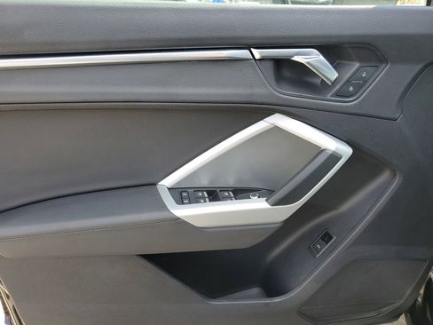 Used 2021 Audi Q3 2.0T Premium Plus w/ Premium Plus Package image 18