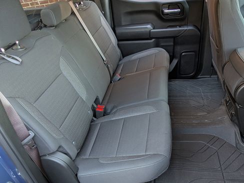 Used 2024 Chevrolet Silverado 1500 Custom image 19