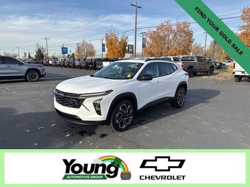 New 2026 Chevrolet Trax RS w/ Sunroof Package image 3