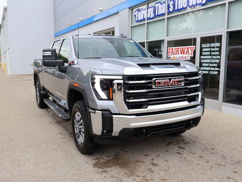 New 2026 GMC Sierra 3500 SLE w/ Preferred Package AWD/4WD image 2