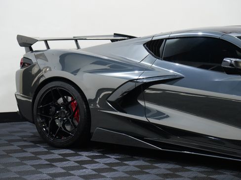 Used 2020 Chevrolet Corvette Stingray Preferred Cpe w/ 2LT Preferred Equipment Group RWD image 14