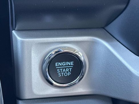 New 2026 Ford F250 XLT w/ XLT Premium Package AWD/4WD image 17