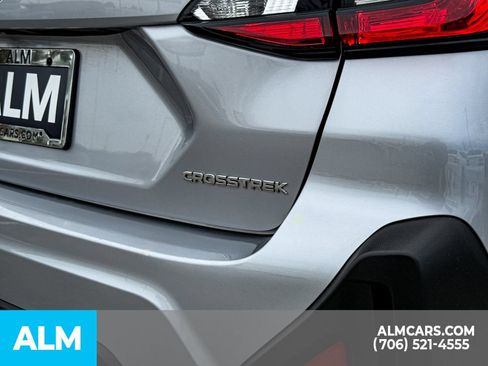 Used 2025 Subaru Crosstrek 2.5i Premium AWD/4WD image 8