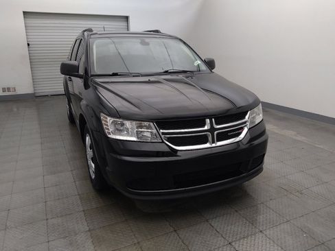Used 2018 Dodge Journey SE w/ Popular Equipment Group FWD image 14
