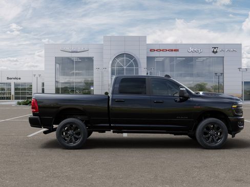 New 2025 RAM 2500 Laramie image 27