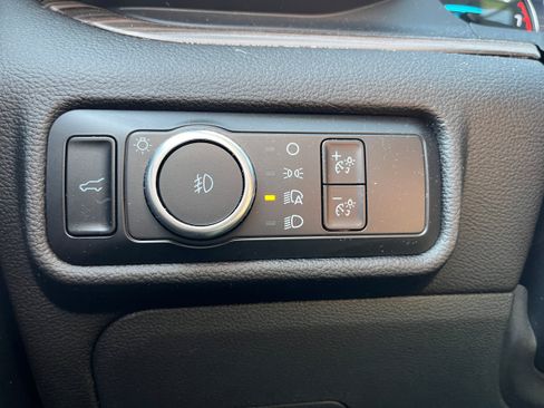 Used 2023 Ford Explorer Limited w/ Limited Technology Package AWD/4WD image 20