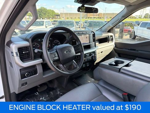 Used 2024 Ford F550 4x4 Crew Cab Super Duty image 12