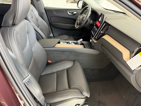 New 2026 Volvo XC60 B5 Ultra w/ Protection Package Premier AWD/4WD image 19