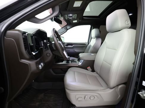 Used 2022 GMC Sierra 1500 SLT w/ SLT Premium Plus Package image 15