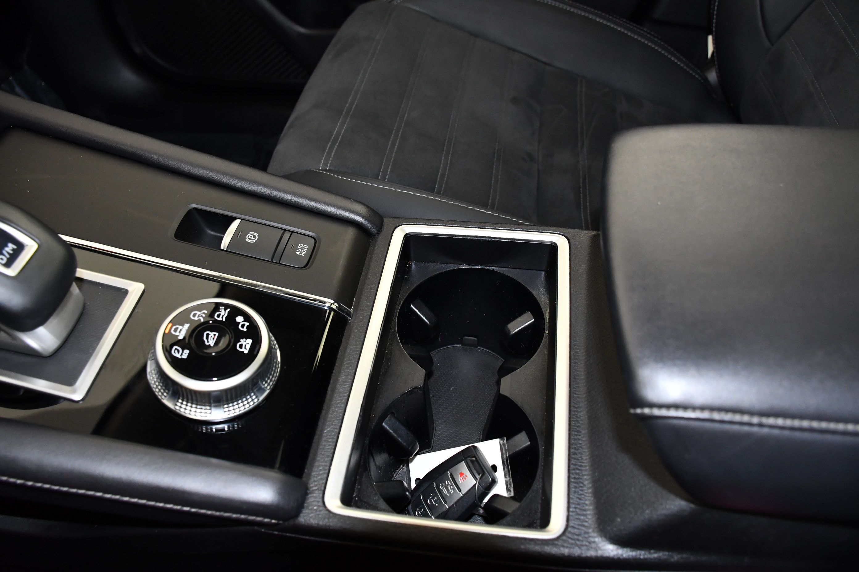 Used 2024 Mitsubishi Outlander SE AWD/4WD image 31