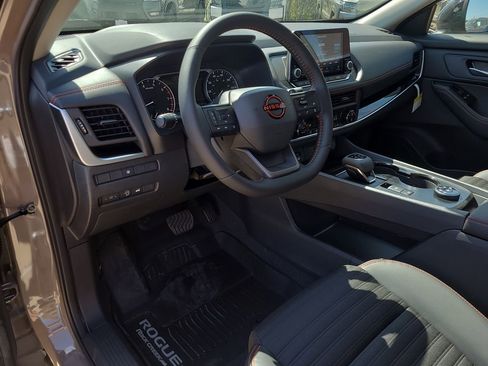 New 2026 Nissan Rogue SV AWD/4WD image 13