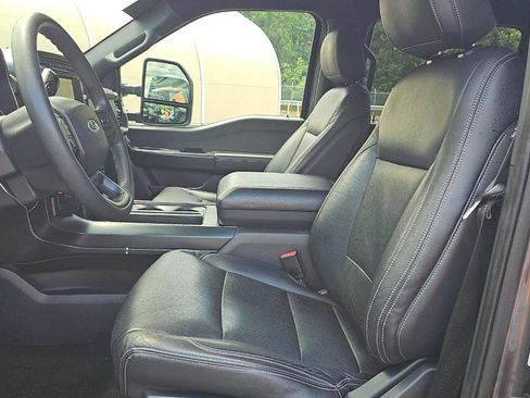 Used 2021 Ford F150 XL w/ STX Appearance Package RWD image 6