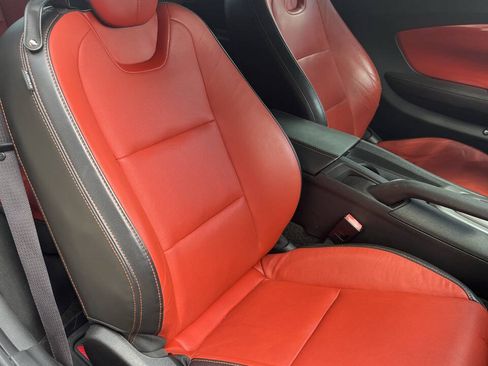 Used 2015 Chevrolet Camaro SS RWD image 10