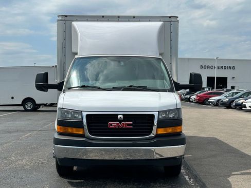 Used 2024 GMC Savana 3500 w/ Power Convenience Package image 2