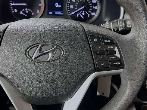 Used 2021 Hyundai Tucson SE image 20