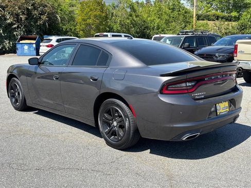 Used 2022 Dodge Charger SXT RWD image 24