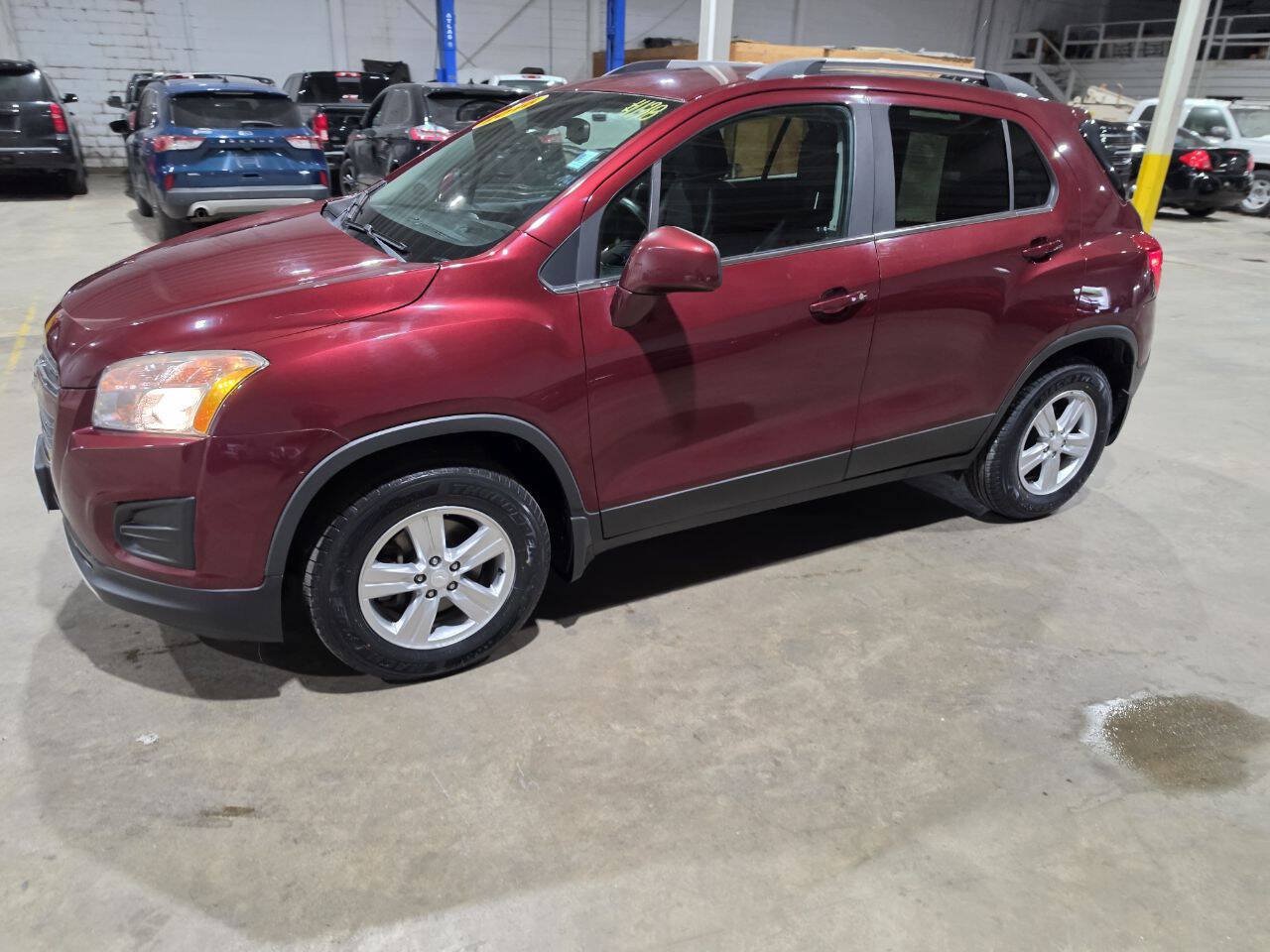 Used 2016 Chevrolet Trax LT w/ LT Convenience Package AWD/4WD image 1