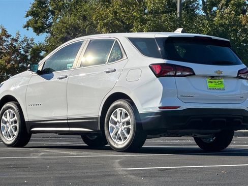Used 2024 Chevrolet Equinox LS image 3